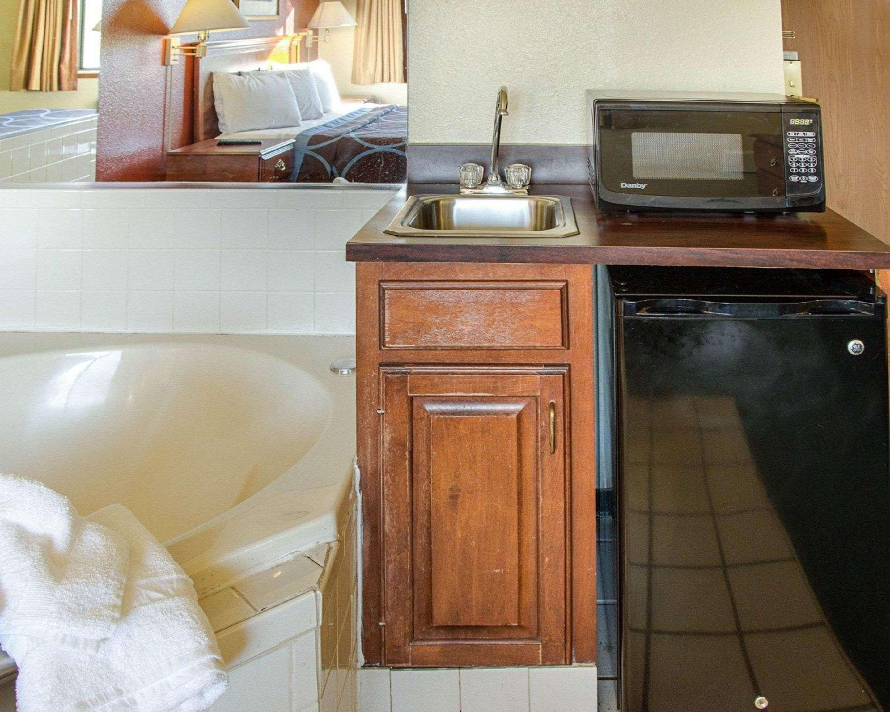 Rodeway Inn Florence - Cincinnati South Esterno foto